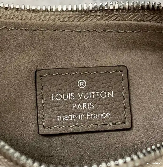Cheap WHY PM KNOT LOUIS VUITTON 0507